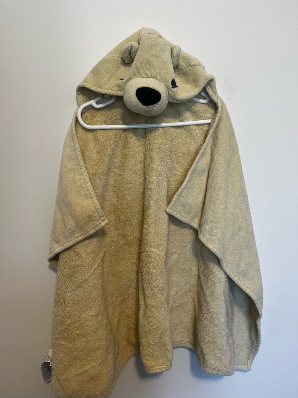 Pottery Barn Kids Winnie the Pooh Bear Hooded Towel - yellow